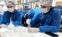 05.05.2022 - 1ª série do EM participa de aula prática de química na Unijuí