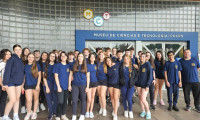 Turma do 9º ano do CEAP realiza viagem de estudos a Porto Alegre