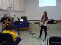 Oficina de música para estudar ondas sonoras