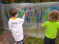 24.08.2021 - Maternal 1 A e B - Exploração de guache em plástico bolha