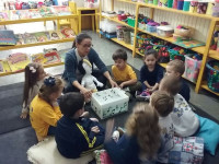 Tino e a caixa mágica