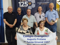 Ex-alunos encontram-se no CEAP  para celebrar 67 anos de formatura 