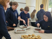9º ano em Aula Interdisciplinar na Cozinha da Escola