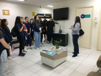 2ª série do Médio visita o HCI para entender a Pesquisa clínica