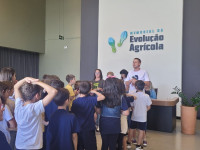 Estudantes do 3º ano do Ensino Fundamental visitam o maior memorial da agricultura brasileira em Horizontina