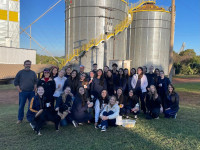 Produção leiteira e de grãos é pauta de estudo.