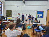 Estudantes vivenciam experiência de liderança e democracia 